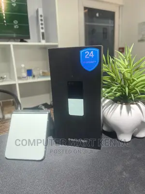 New Samsung Galaxy Z Flip5 256 GB Black