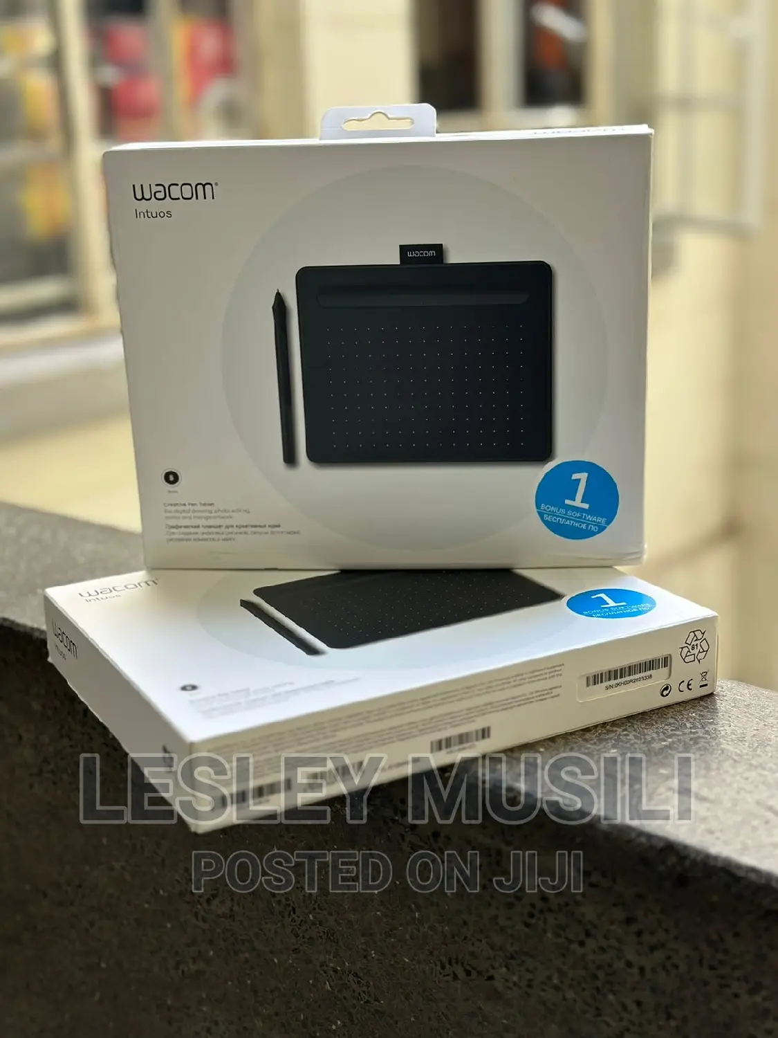 Wacom Intuos Small Graphics Drawing Tablet