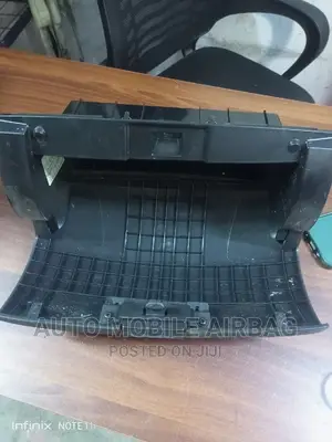 Nissan March Glow Box