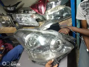 Ractis Xenon Headlight 2008/2009