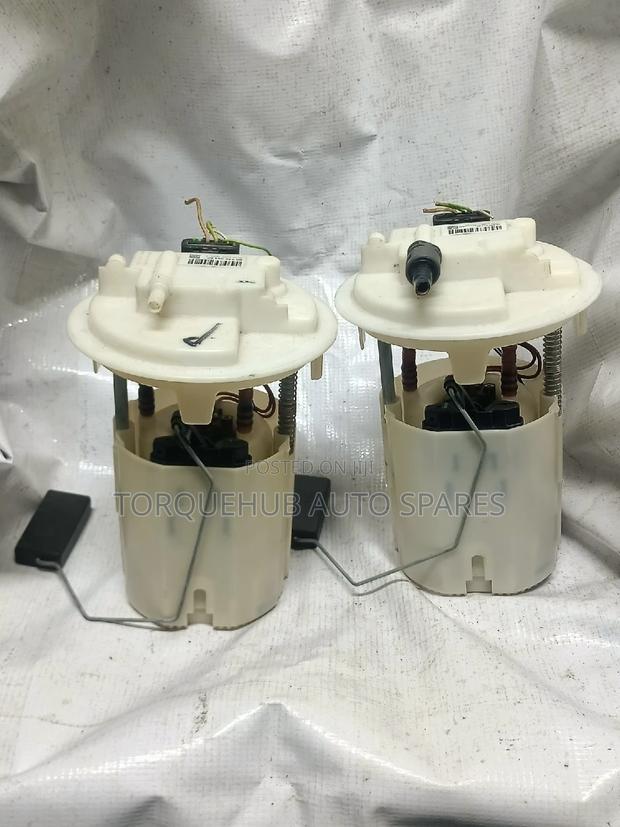 Peugeot 5008 Complete Fuel Pump - main view