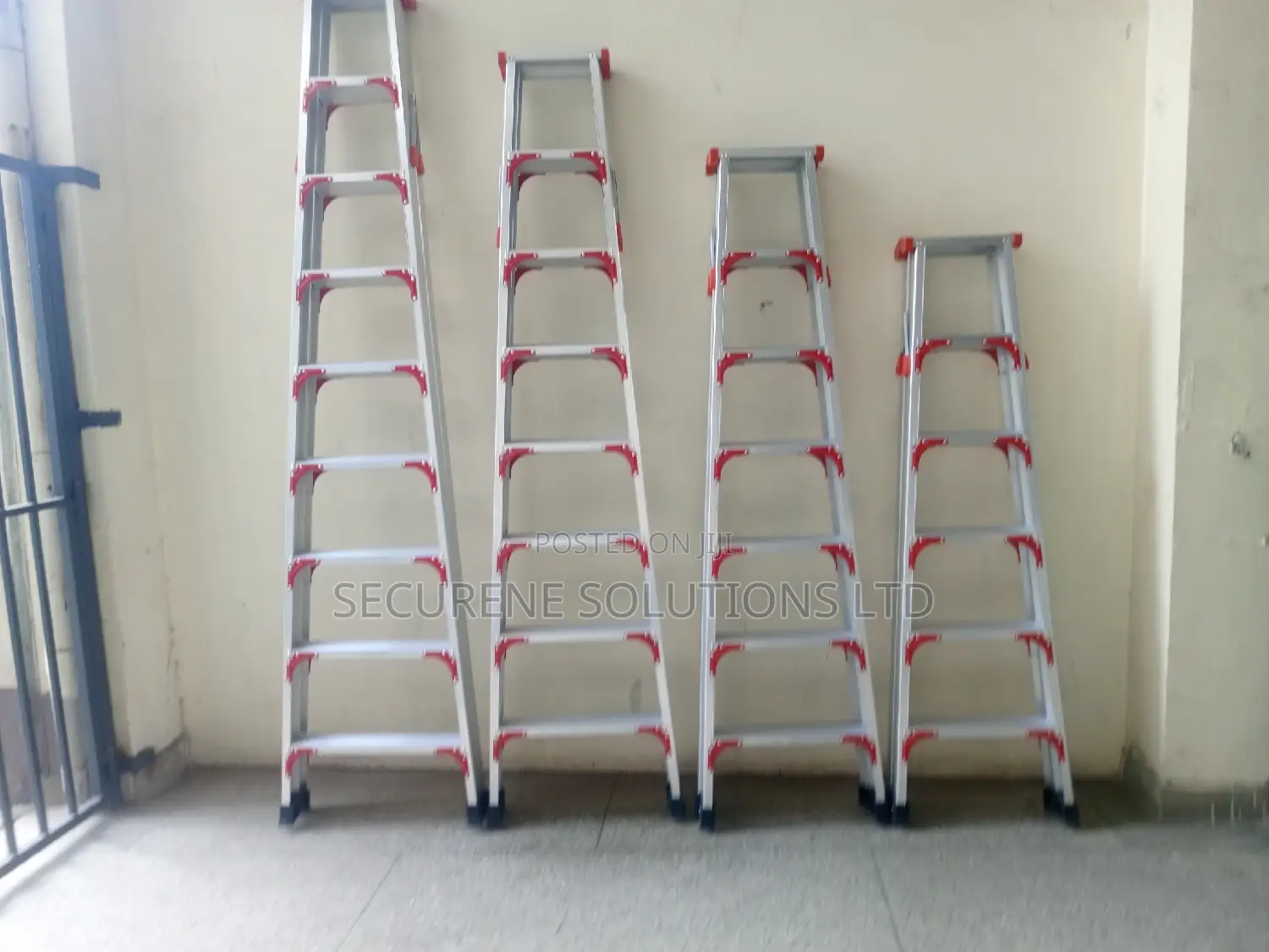 Aluminium Twin Sided Multiple a Types Step Ladder