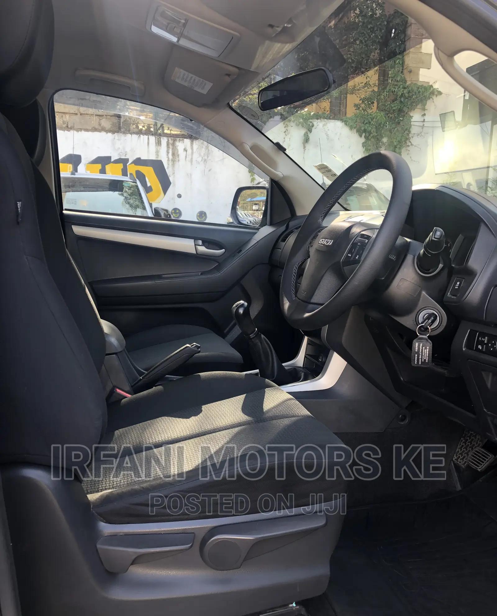 Isuzu D-MAX 2016 Black