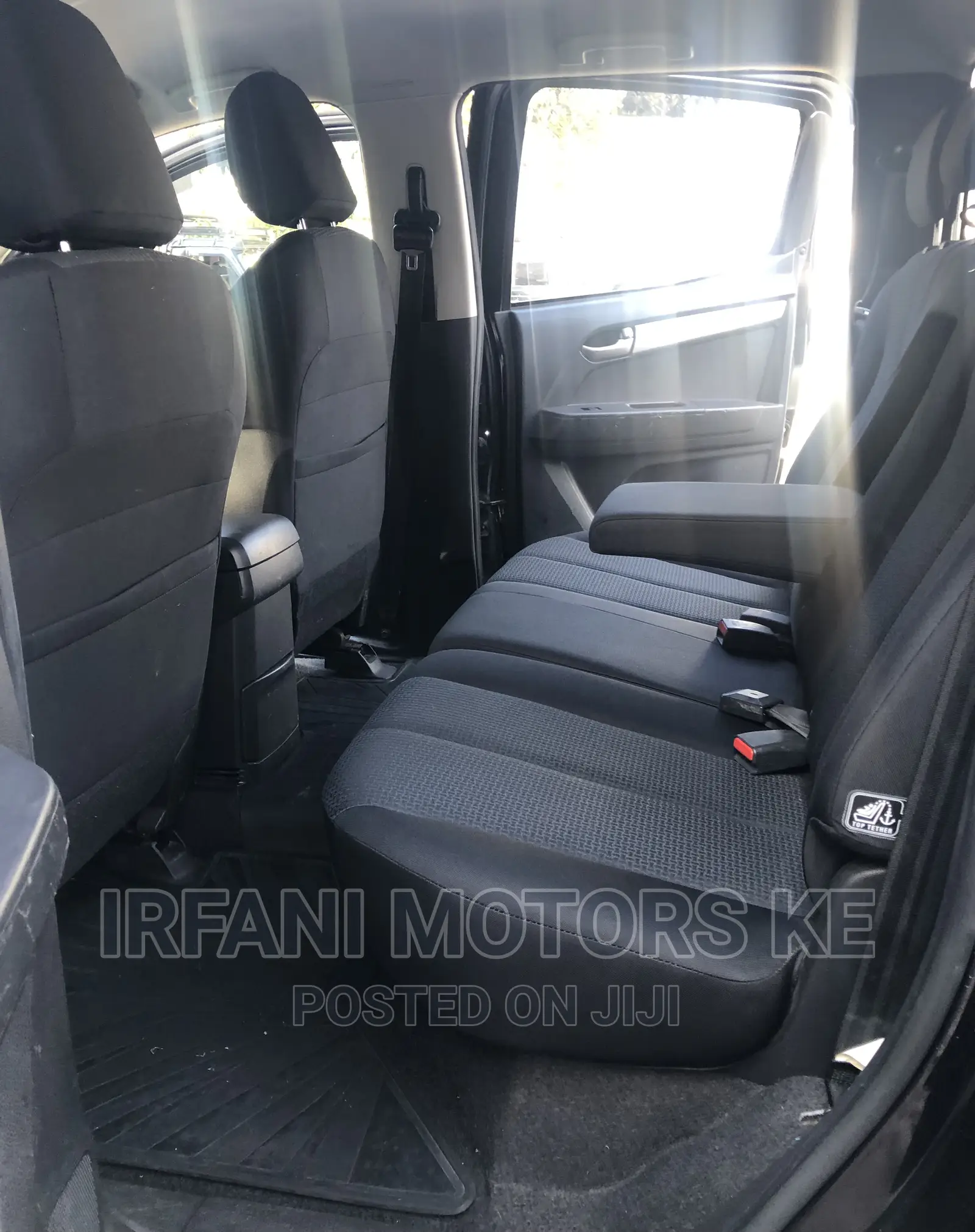 Isuzu D-MAX 2016 Black