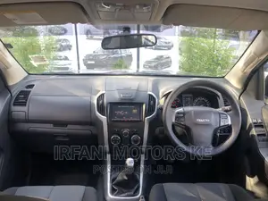 Isuzu D-MAX 2016 Black