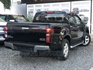 Isuzu D-MAX 2016 Black
