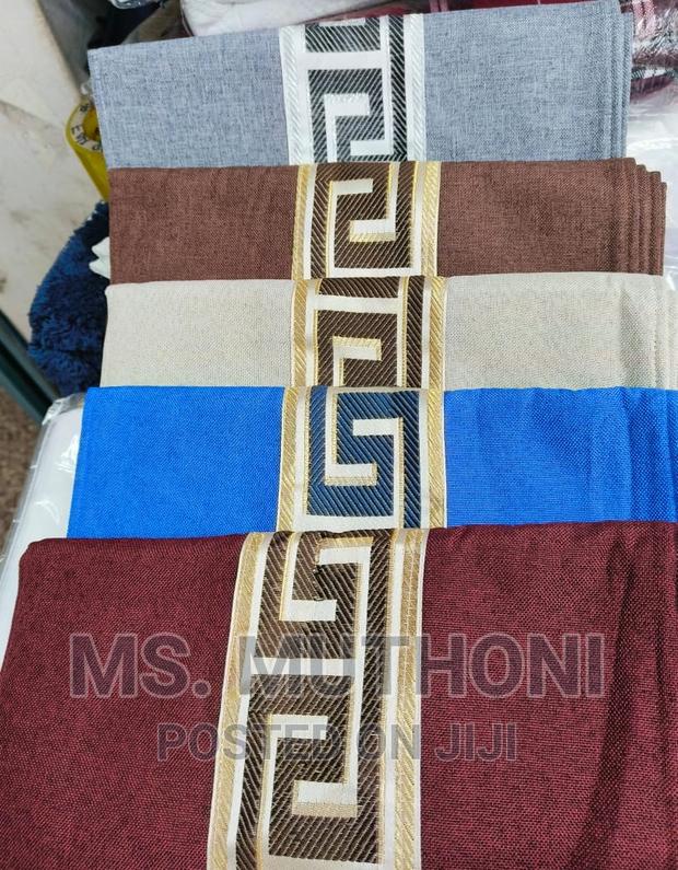 Linen Jacquard Table Runners - thumbnail 5