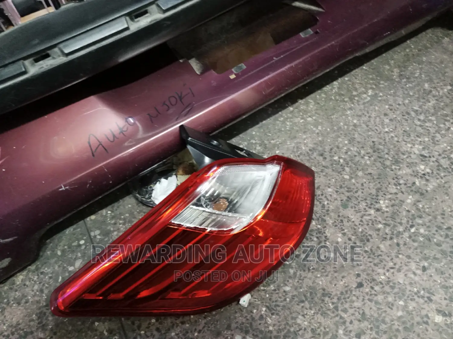 Subaru Exiga Taillight.