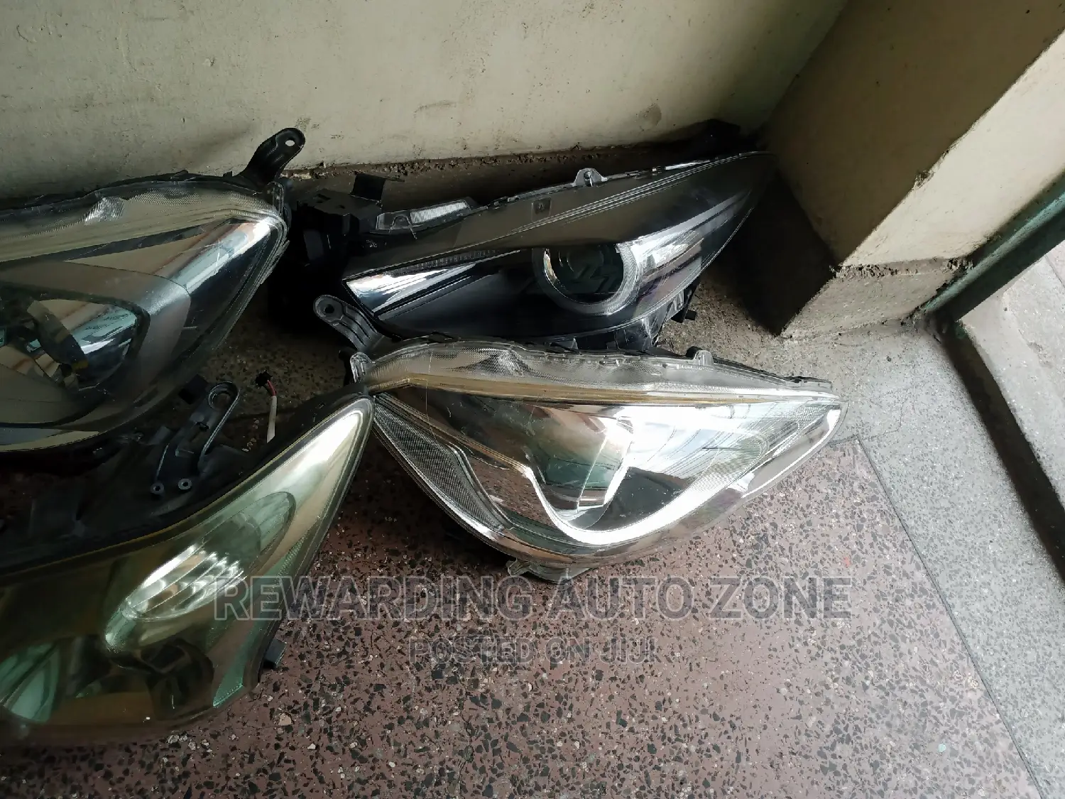Harrier 240 No 4 Clean Headlights.
