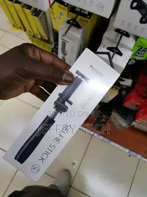Yesido SF11 Foldable Wireless Selfie Stick Tripod