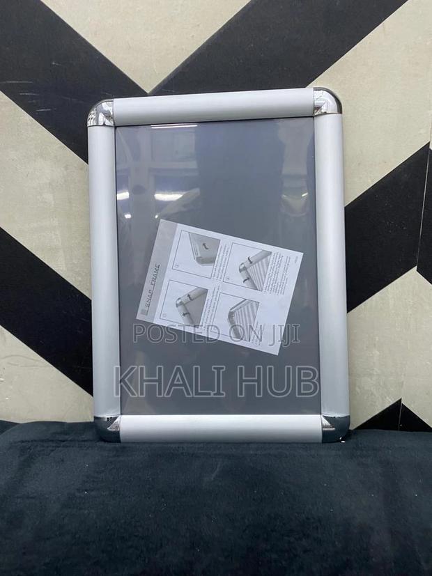 Snapper Frame (A4, A4 Size Snapper Frame)