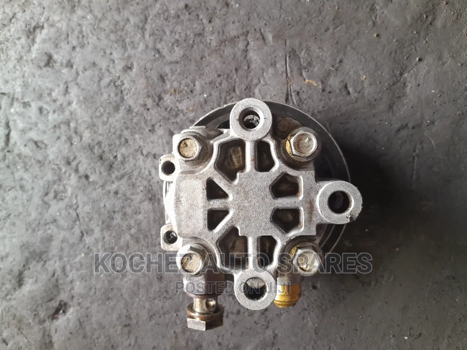Power Steering Pump for Toyota Corolla 3zz. ZZE121, 122
