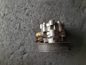 Power Steering Pump for Toyota Corolla 3zz. ZZE121, 122
