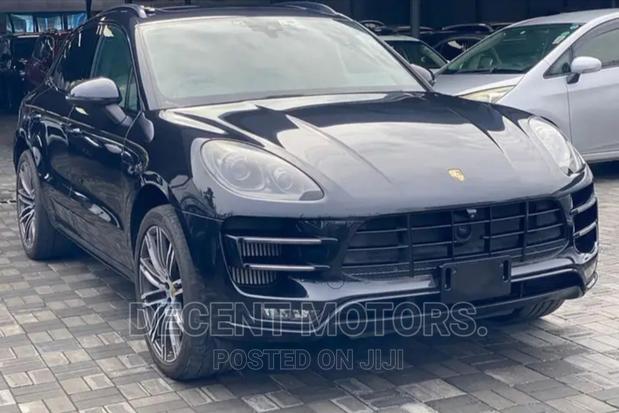 Porsche Macan 2017 Black - main view