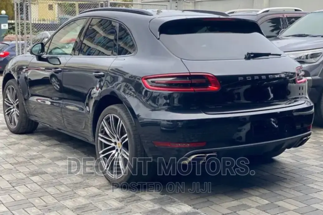 Porsche Macan 2017 Black