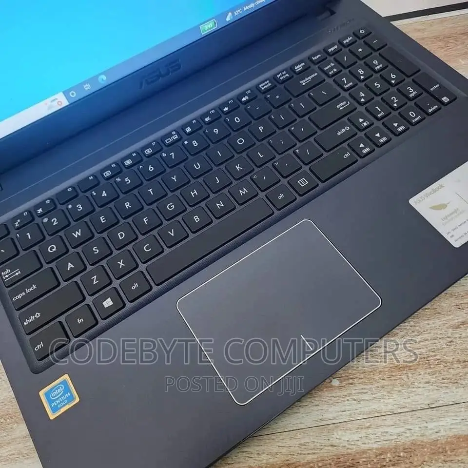 New Laptop Asus 8GB Intel Core i5 HDD 1T