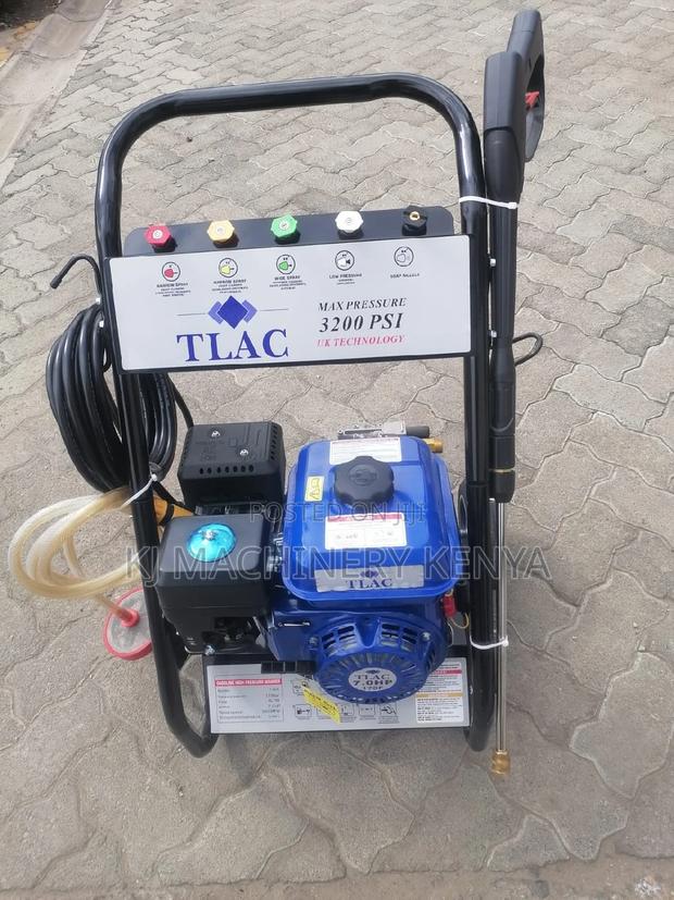 Carwashing Machine 3200psi Quality Assured Gasoline Power
