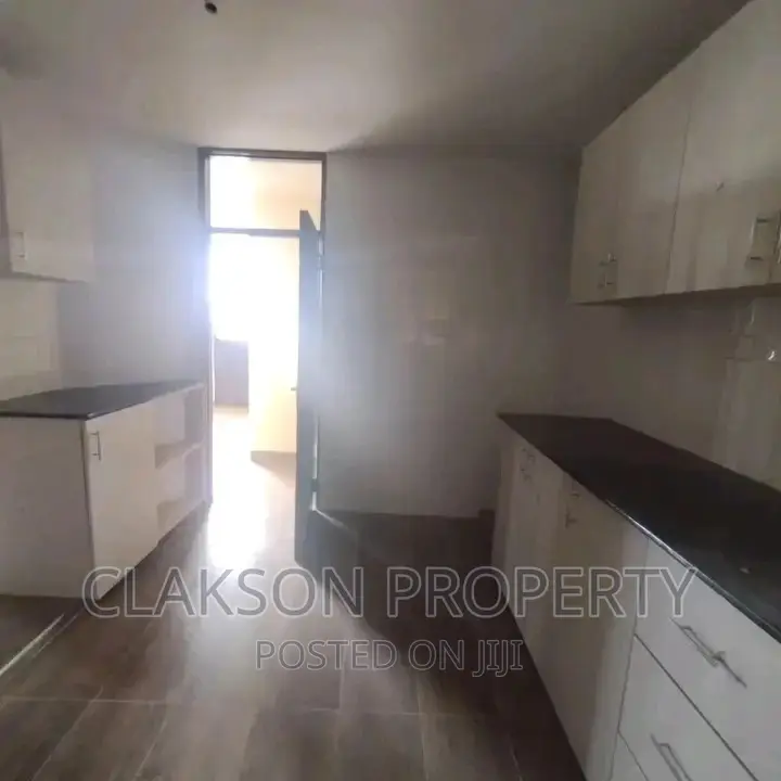 3bdrm Apartment in Naivashaa Road, Dagoretti for rent