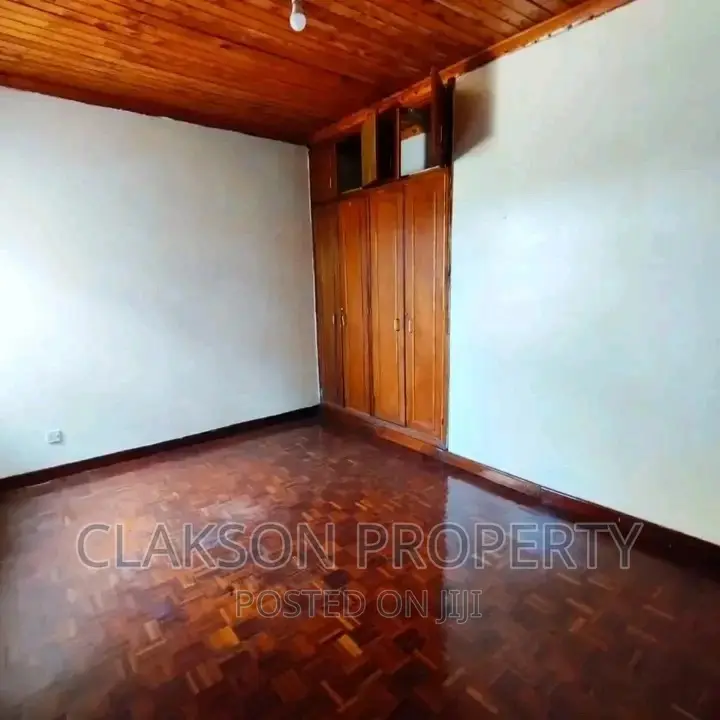 3bdrm Bungalow in Mountain View for rent