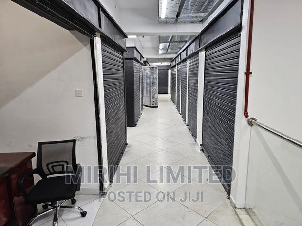 Vacant Shops to Let - thumbnail 4