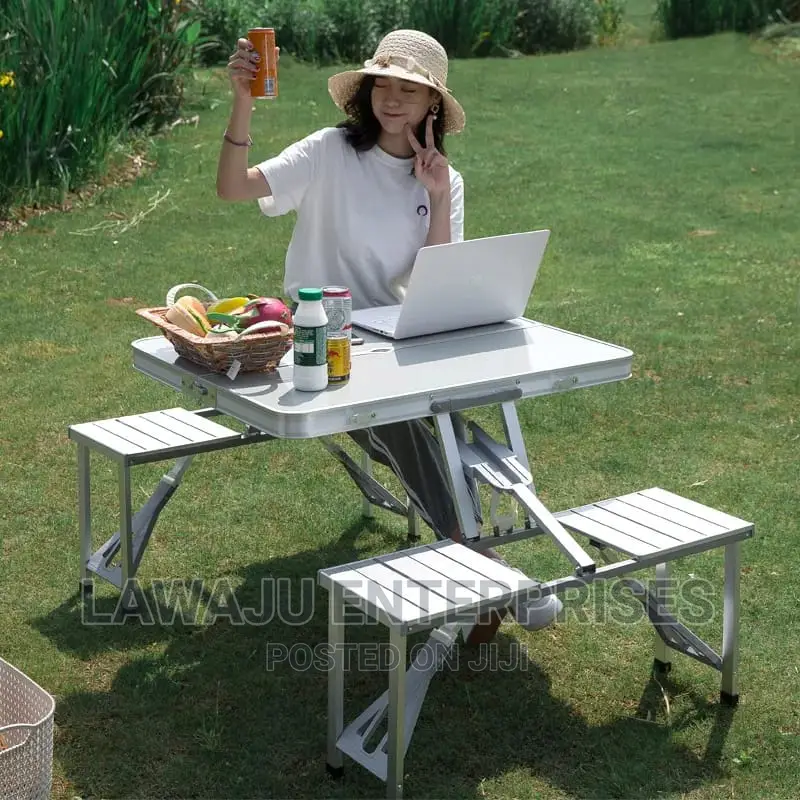 Portable Foldable Outdoor Picnic Table With 4 Seats