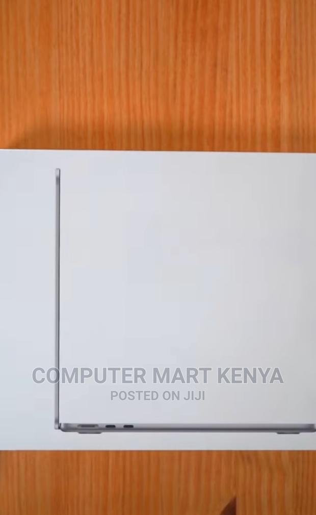 New Laptop Apple MacBook Air 8GB Apple M2 SSD 512GB