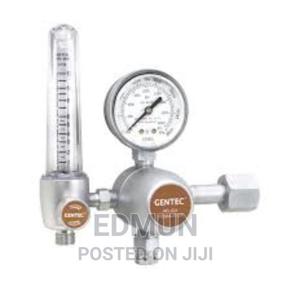 Oxygen Cylinder Regulator - thumbnail 3