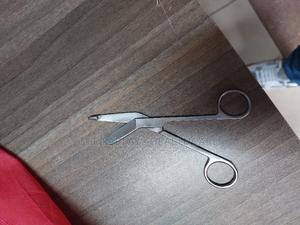 Trauma Shears- Stainless Steel. - thumbnail 2