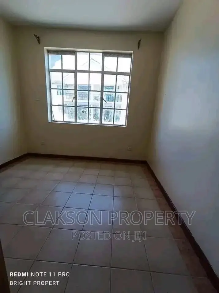 3bdrm Apartment in Naivasha Road, Dagoretti for rent