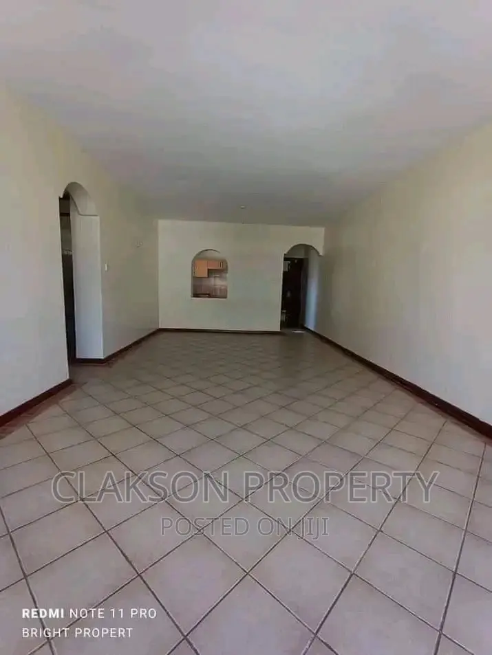 3bdrm Apartment in Naivasha Road, Dagoretti for rent