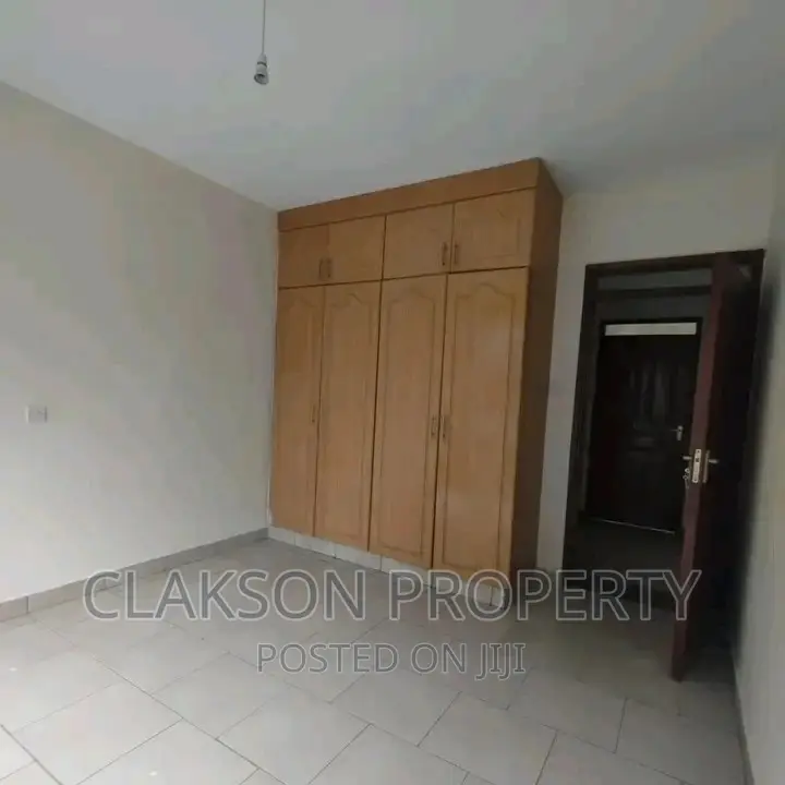 3bdrm Block of Flats in Riara Road, Kilimani for rent