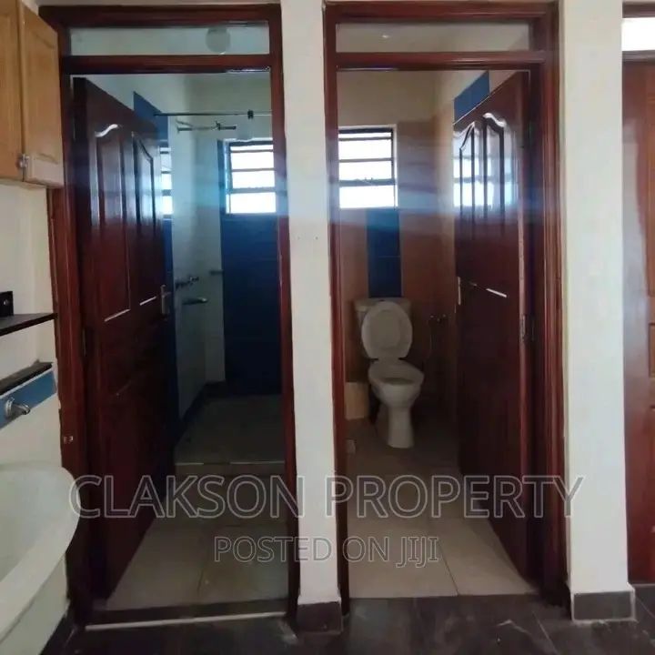 3bdrm Block of Flats in Riara Road, Kilimani for rent