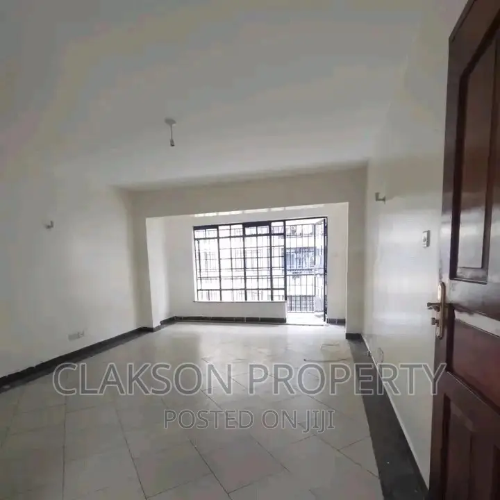 3bdrm Block of Flats in Riara Road, Kilimani for rent