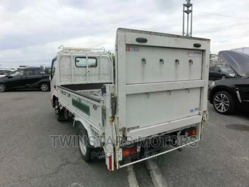 Toyota Dyna Long Chasis