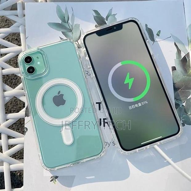 Generic Case for iPhone 11, 12, 13,14 Pro Max Magsafe Clear - thumbnail 2