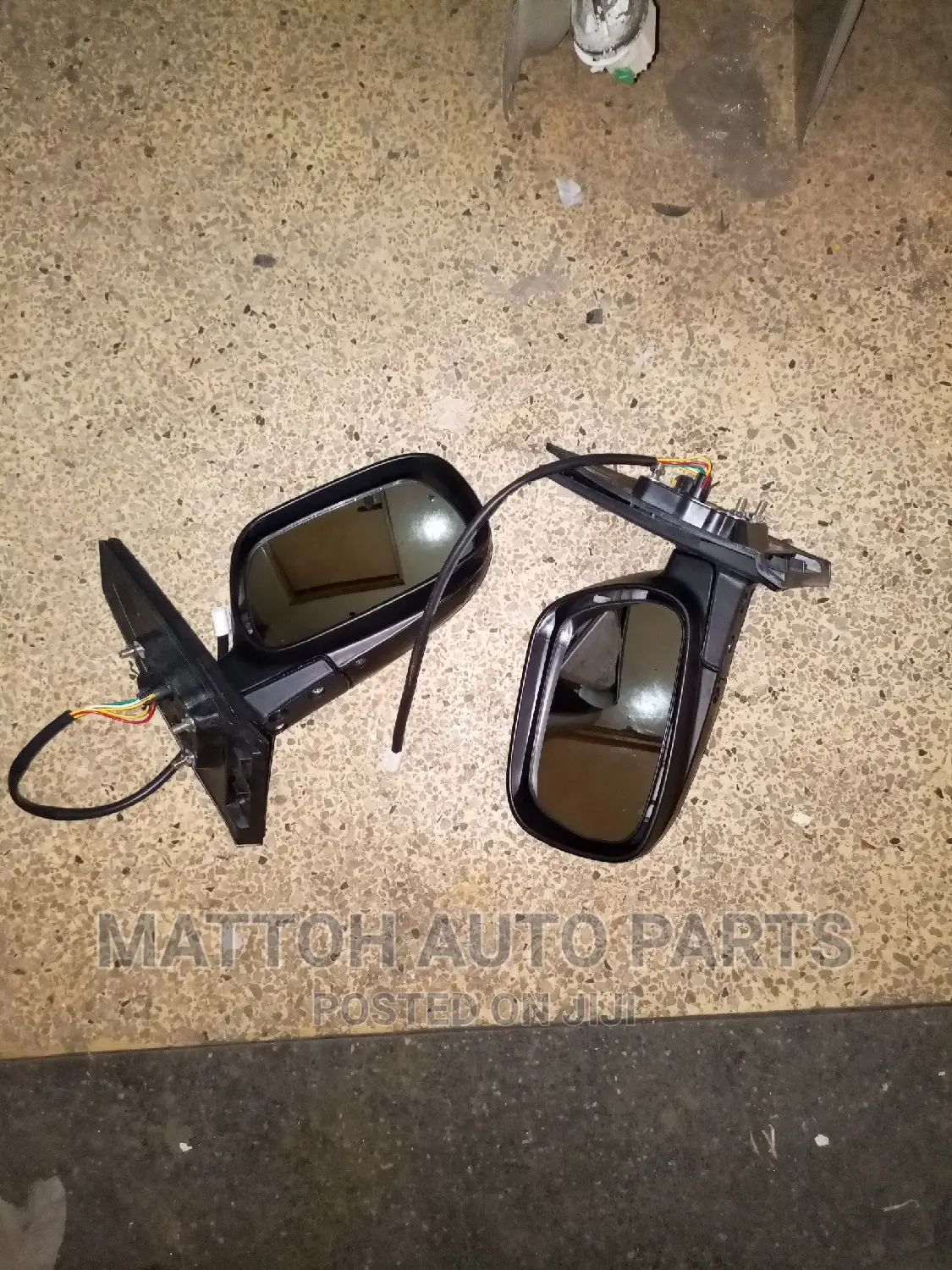 Side Mirror Nze/ Fielder 2002