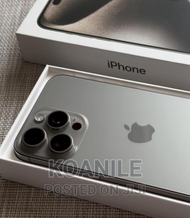 New Apple iPhone 15 Pro Max 256 GB - thumbnail 2