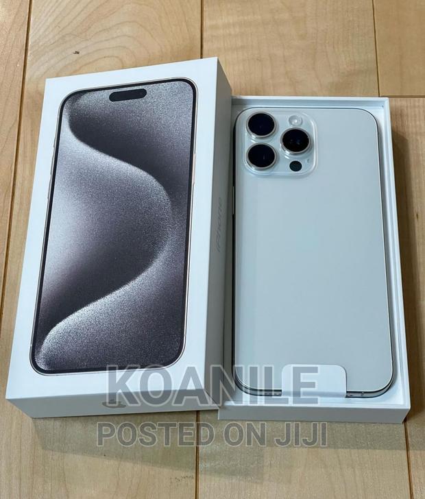 New Apple iPhone 15 Pro Max 256 GB - main view