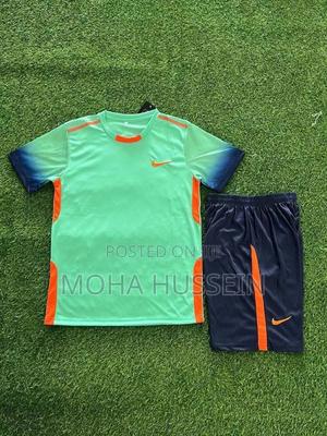 Latest Football Kits - thumbnail 2