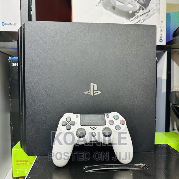 PS4 Pro 1tb - main view