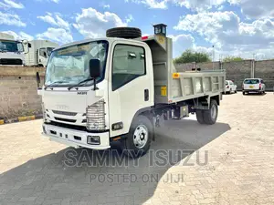 Isuzu NQR Tipper