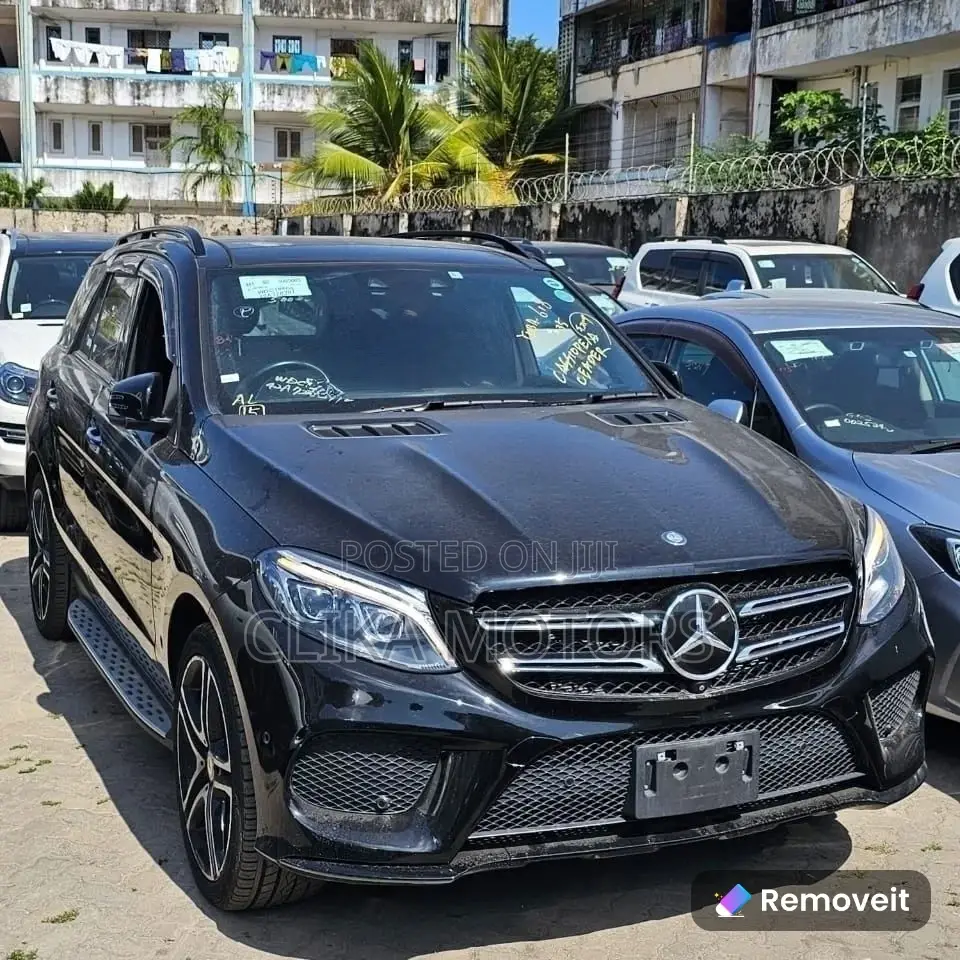 Mercedes-Benz GLE43 2017 Black