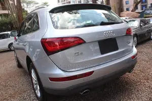 Audi Q5 2.0T Premium AWD quattro 2016 Silver