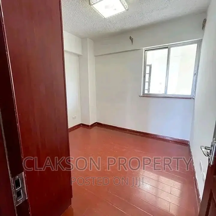 3bdrm Apartment in Muringa Road, Kilimani for rent
