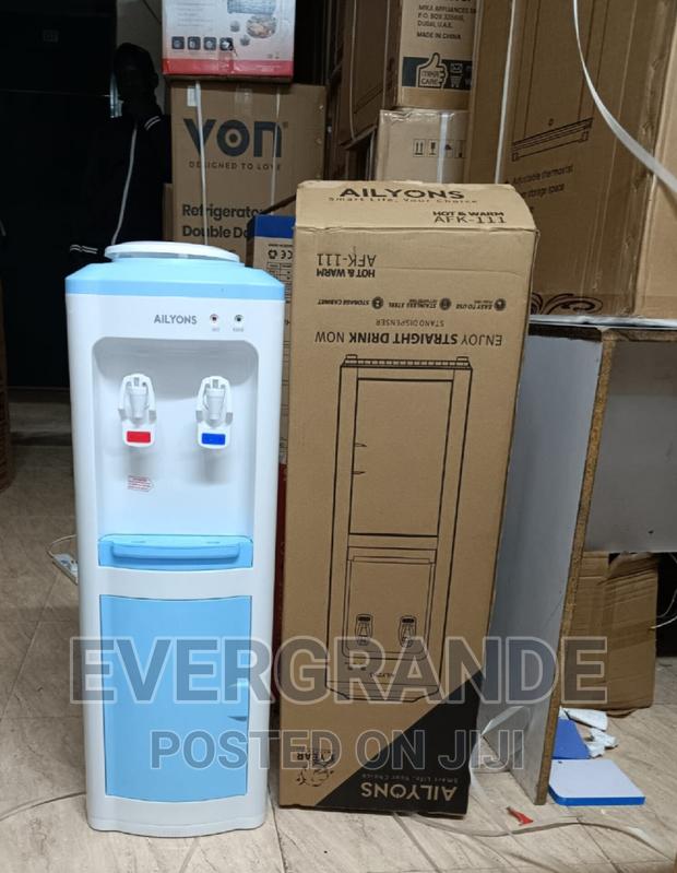 Water Dispenser Water Dispenser Hot and Normal