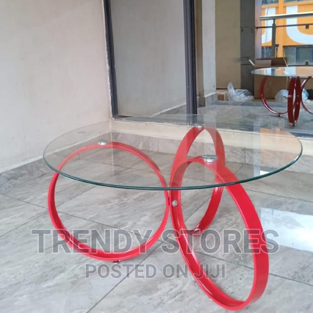 Round Glass Table With Spiral Stands