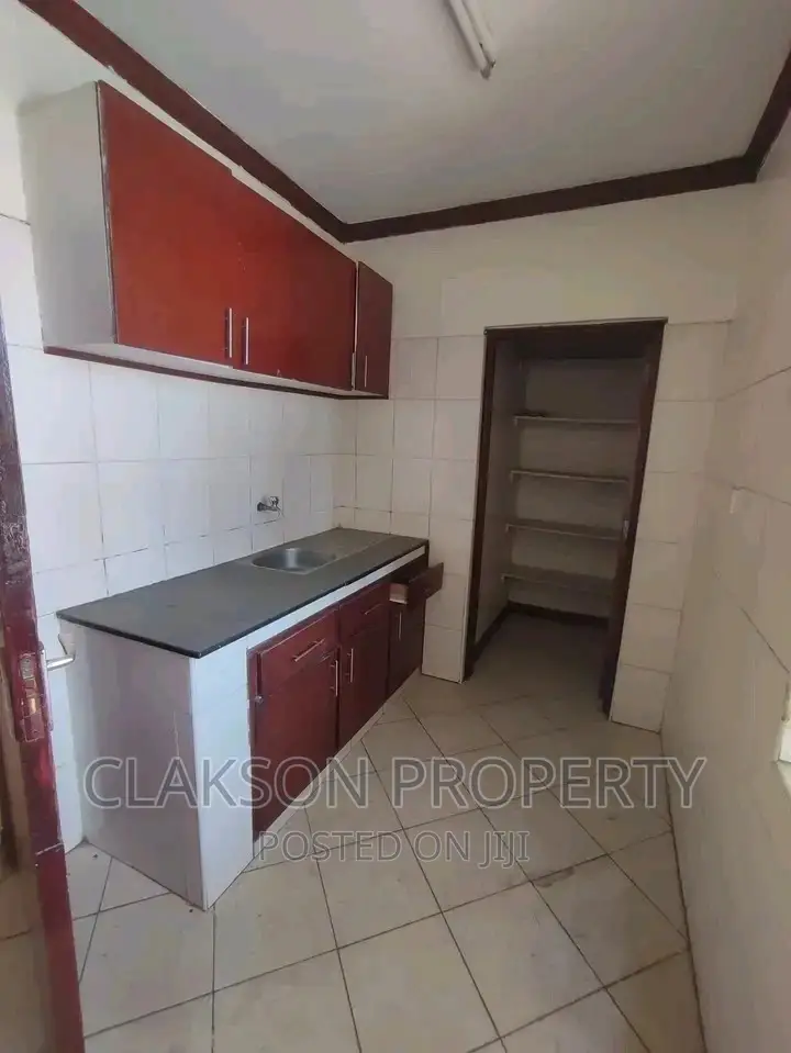 2bdrm Apartment in Ngongroad, Kilimani for rent