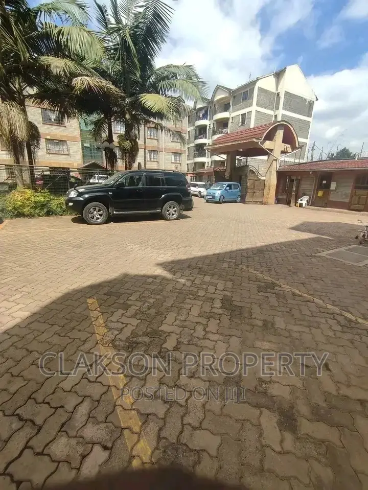 3bdrm Apartment in Naivasha Road, Dagoretti for rent