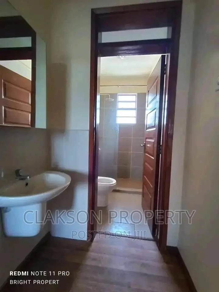 3bdrm Apartment in Naivasha Road, Dagoretti for rent