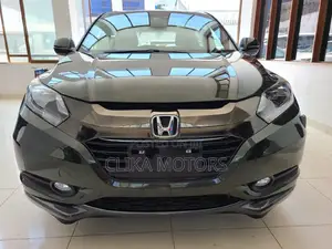 Honda Vezel 2016 Green